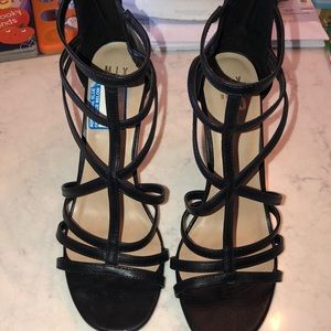 Size 10 black strappy heal